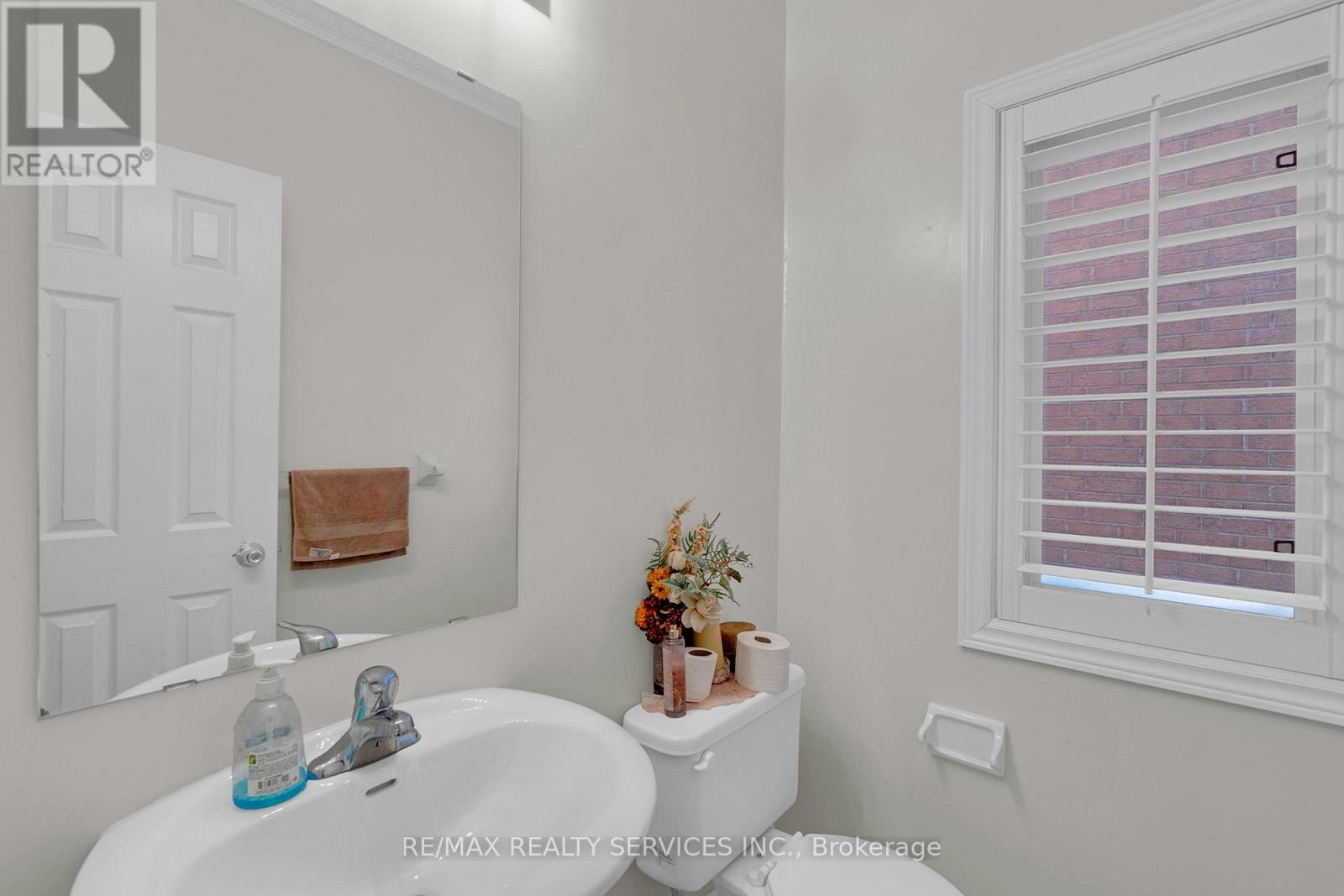 43 Masters Green Crescent, Brampton (snelgrove), Ontario