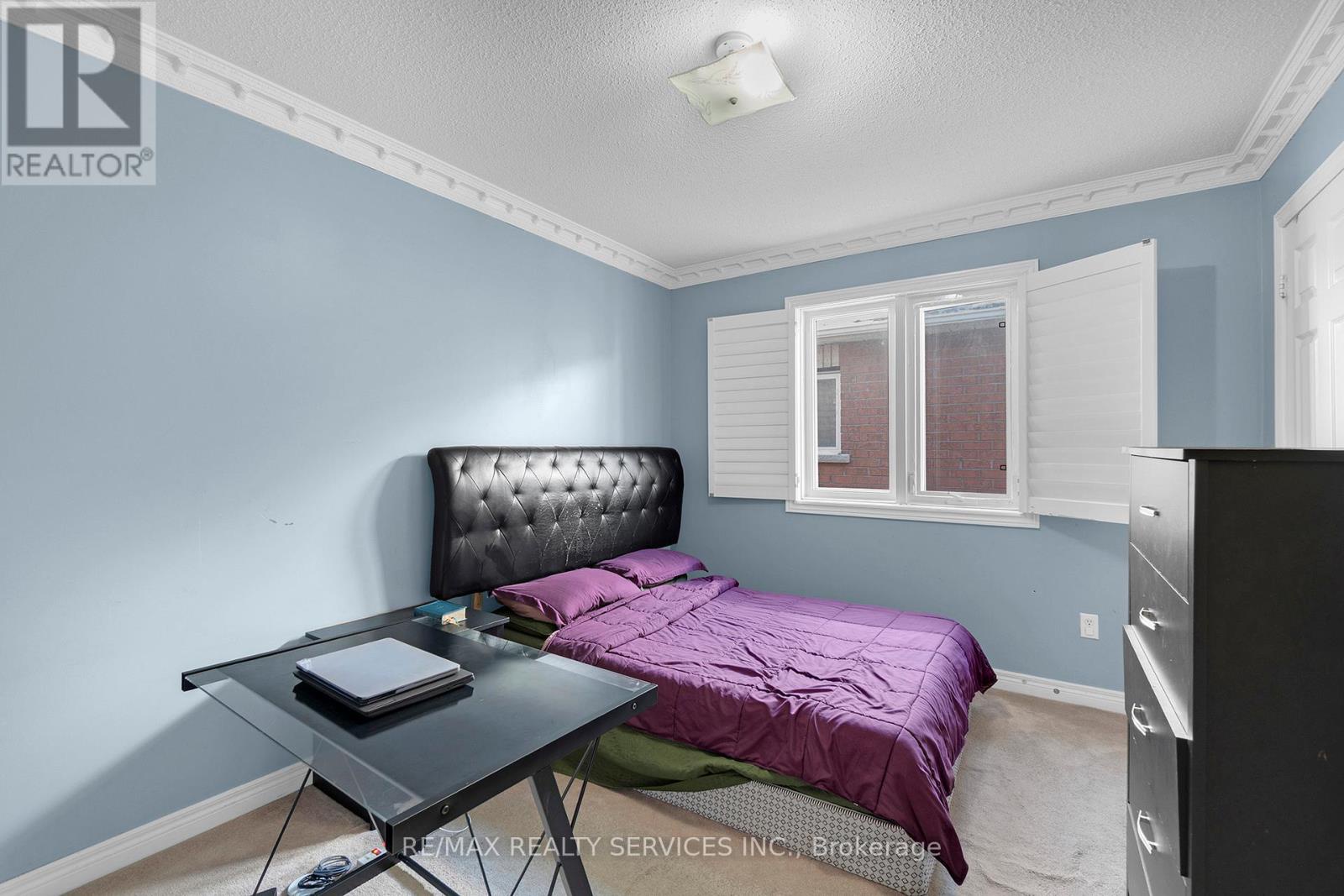 43 Masters Green Crescent, Brampton (snelgrove), Ontario