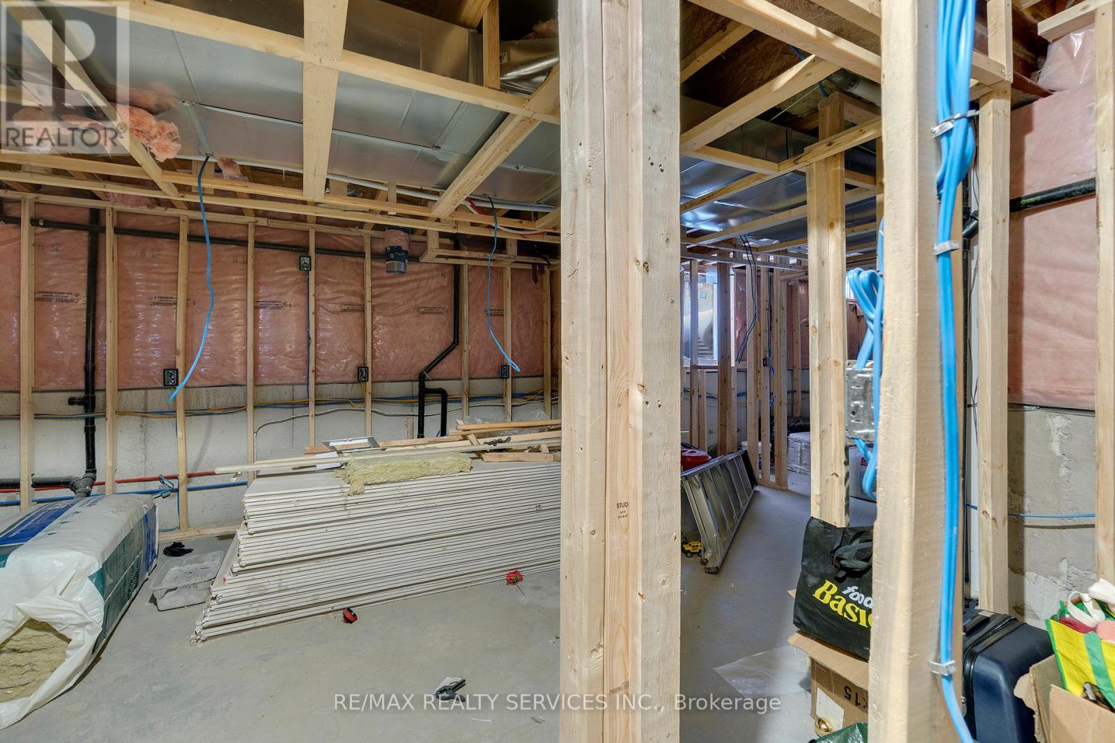 43 Masters Green Crescent, Brampton (snelgrove), Ontario