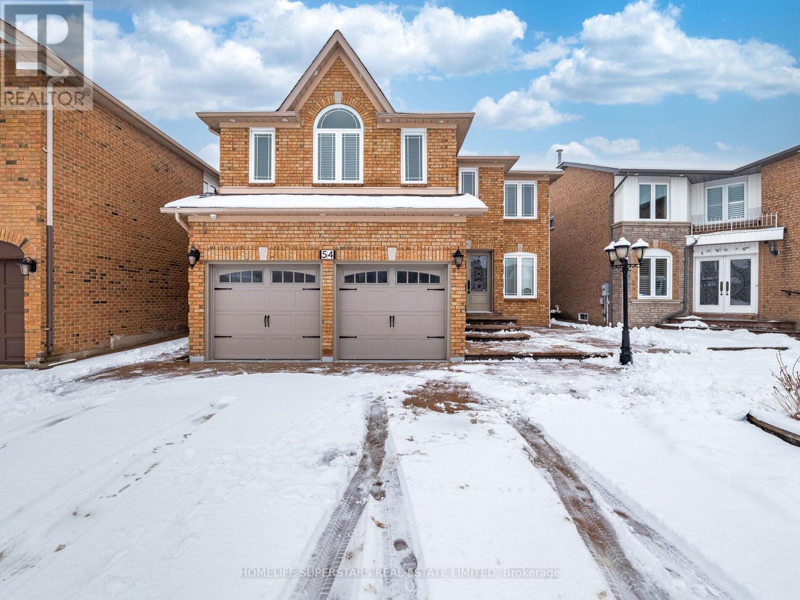 54 Hollybush Street, Brampton (sandringham-wellington), Ontario