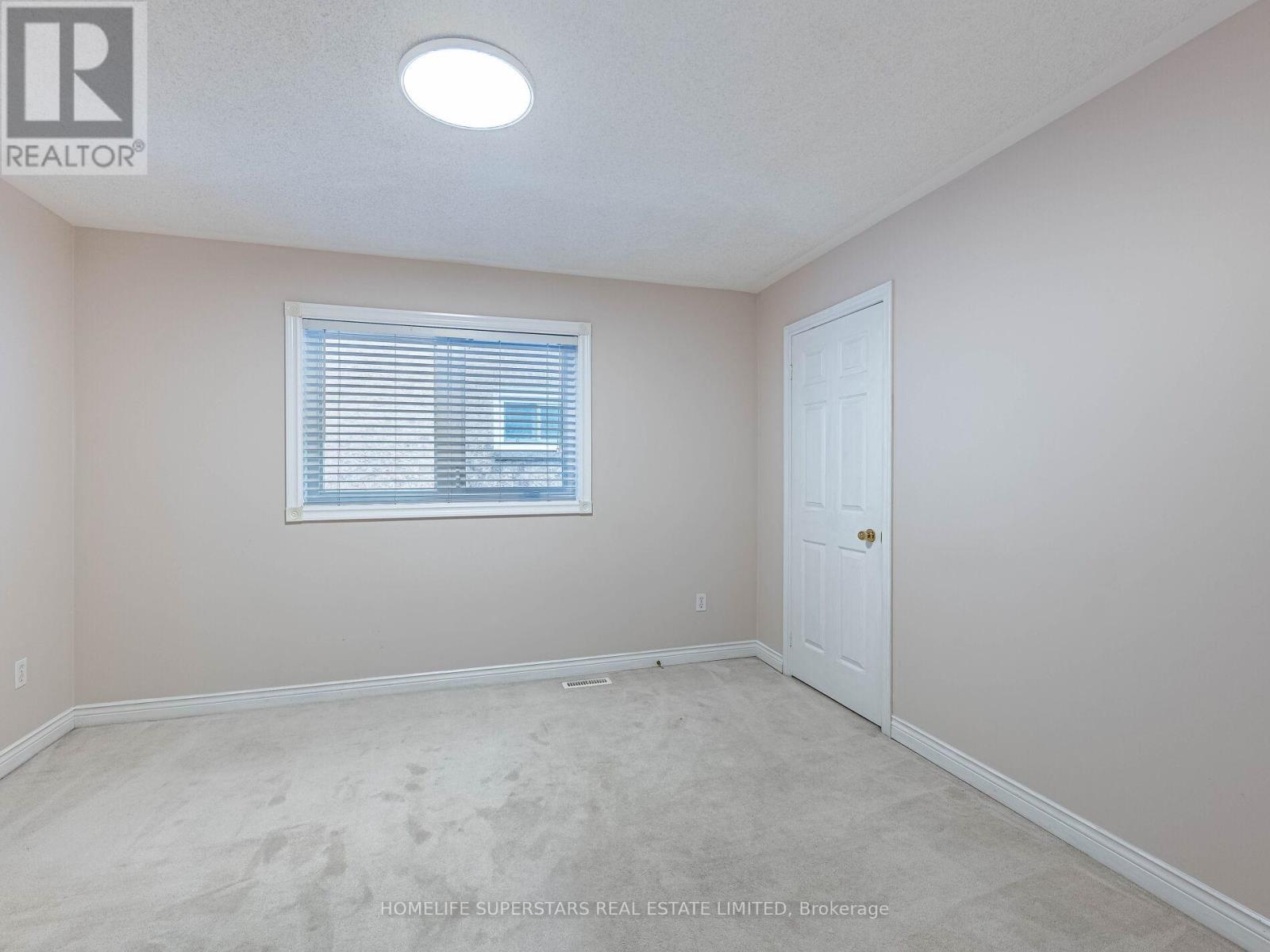 54 Hollybush Street, Brampton (sandringham-wellington), Ontario