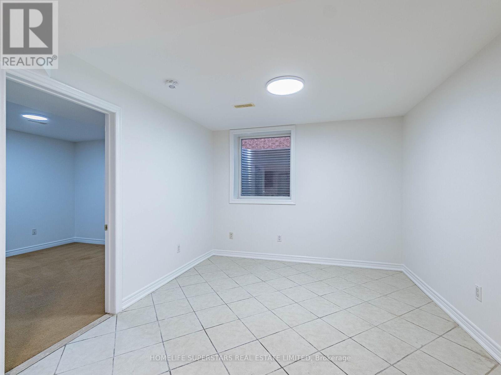 54 Hollybush Street, Brampton (sandringham-wellington), Ontario