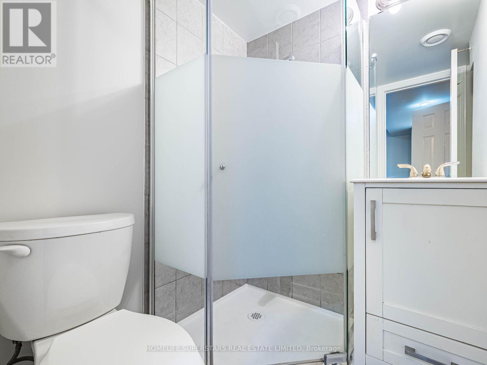 54 Hollybush Street, Brampton (sandringham-wellington), Ontario