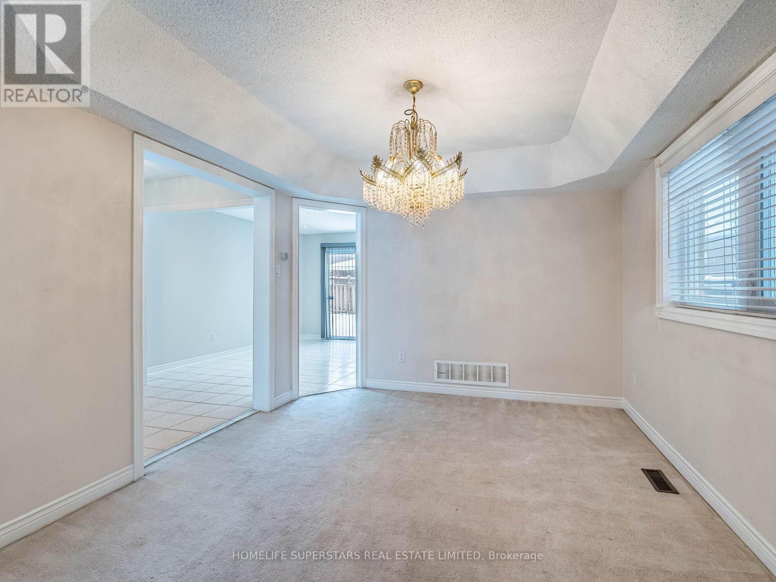 54 Hollybush Street, Brampton (sandringham-wellington), Ontario