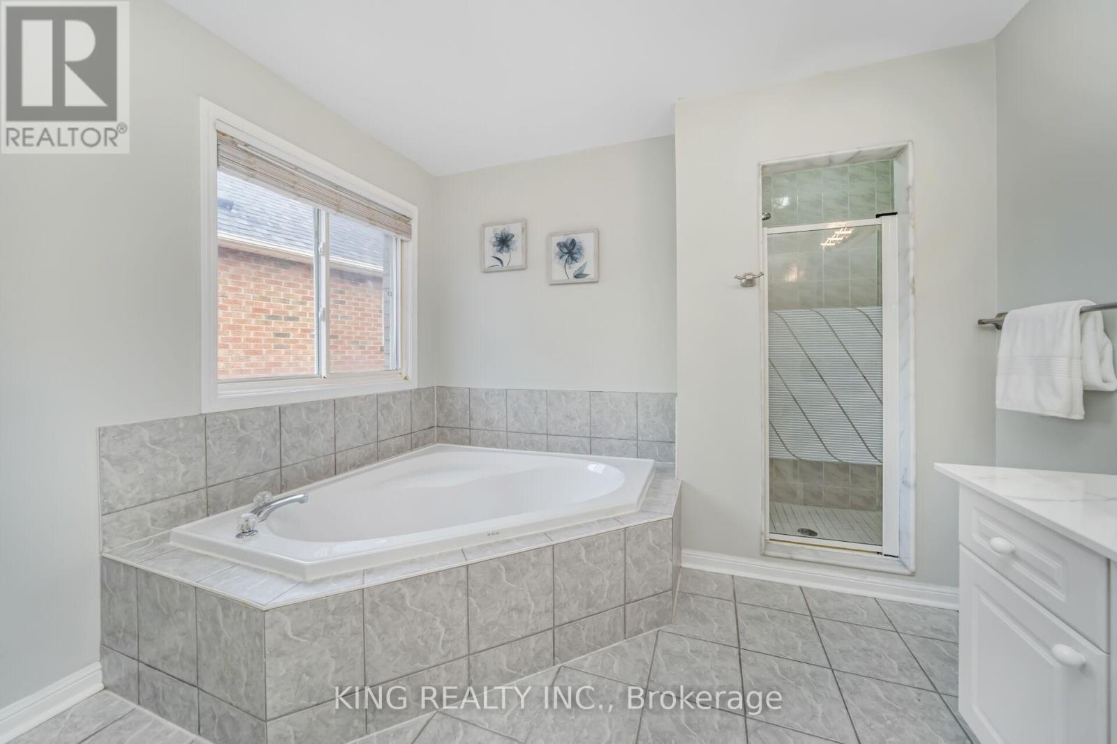 23 Himalaya Street, Brampton (sandringham-wellington), Ontario