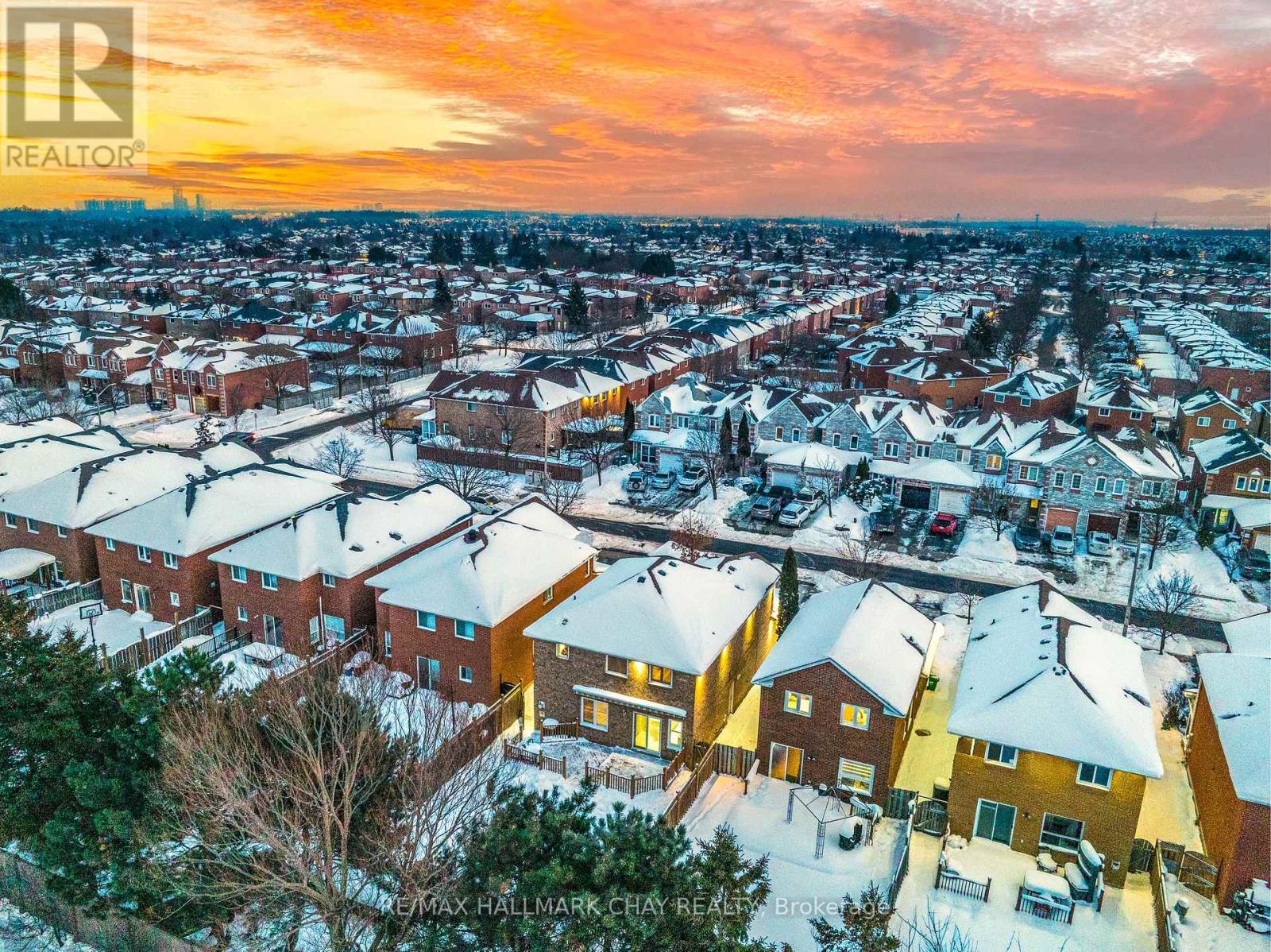 72 Ravenscliffe Court, Brampton (northwood Park), Ontario