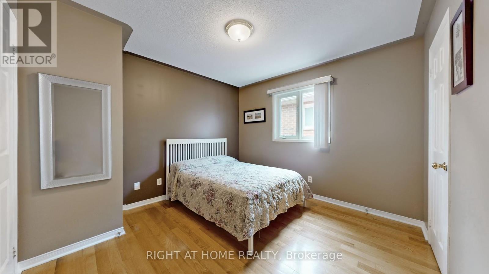 102 Mullis Crescent, Brampton (fletcher's West), Ontario