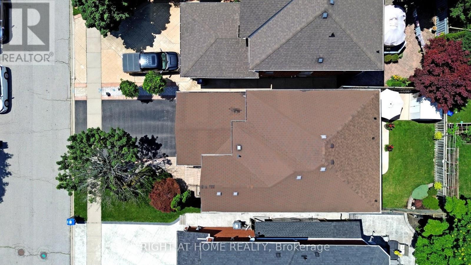 102 Mullis Crescent, Brampton (fletcher's West), Ontario