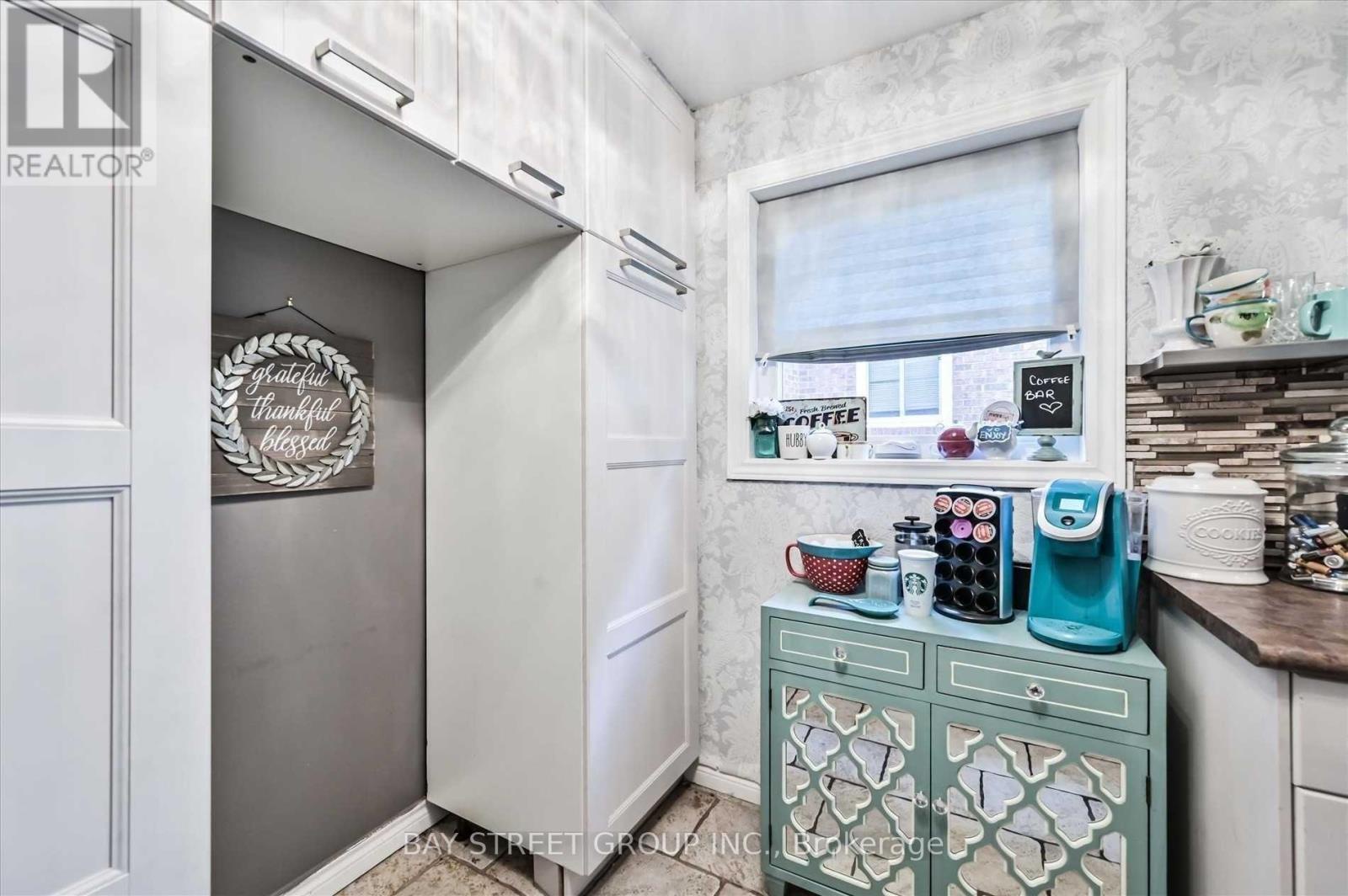 39 Barrington Crescent, Brampton (heart Lake East), Ontario