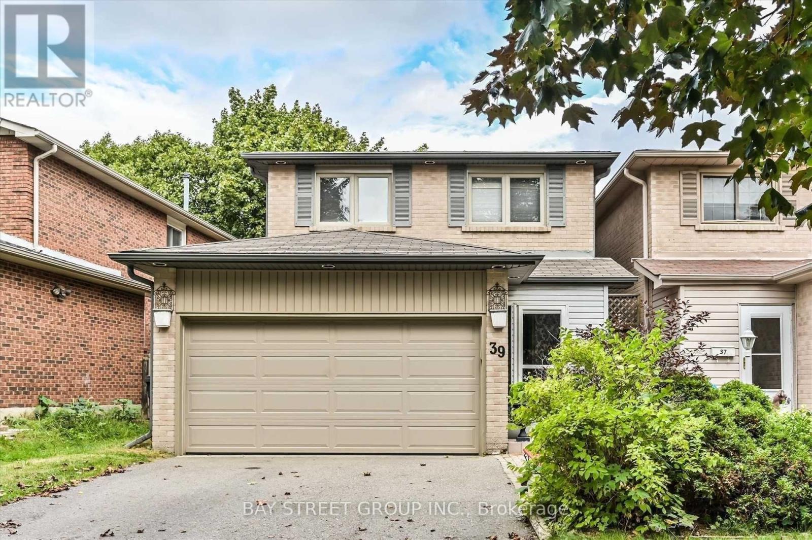 39 Barrington Crescent, Brampton (heart Lake East), Ontario
