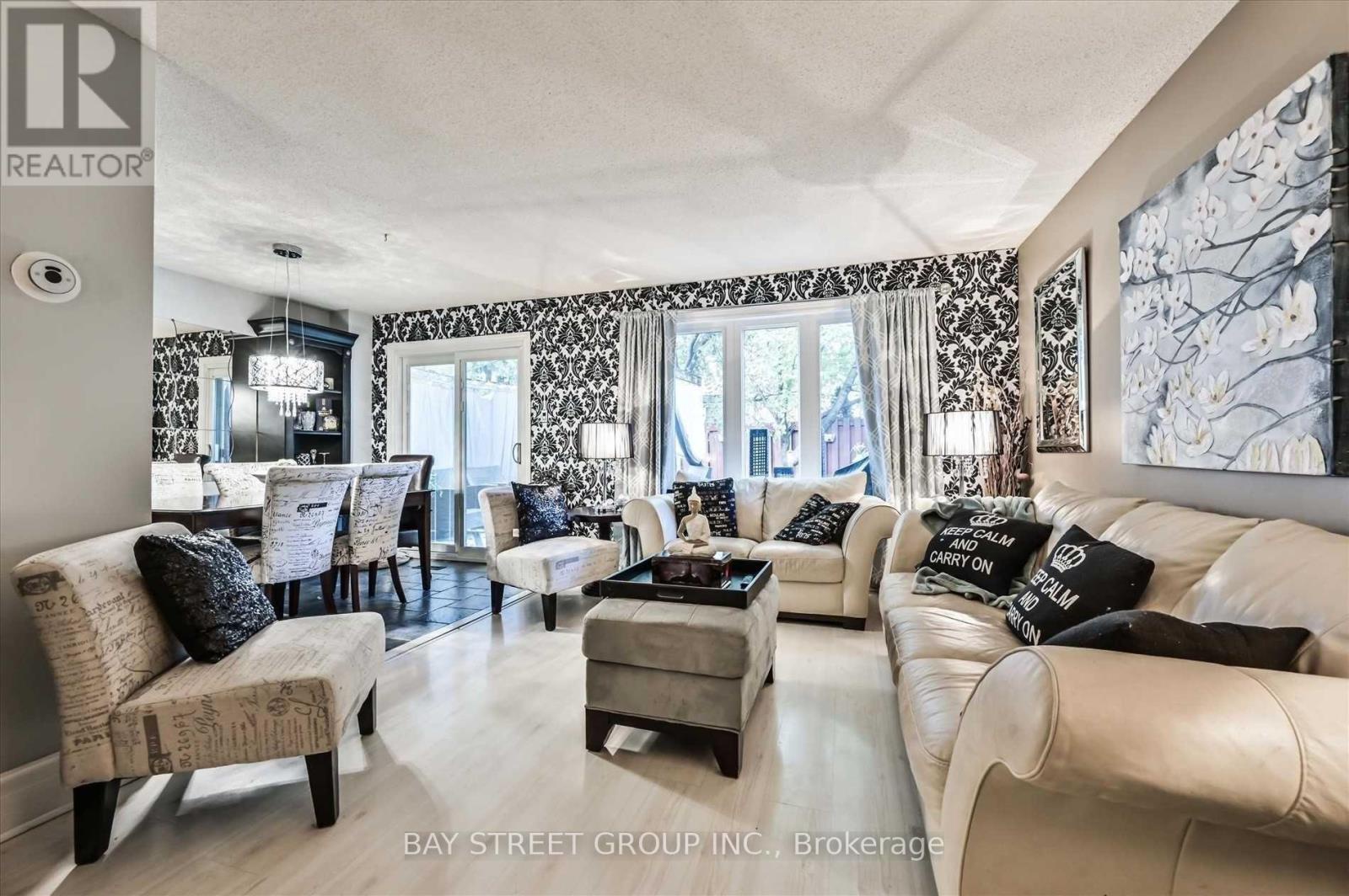 39 Barrington Crescent, Brampton (heart Lake East), Ontario