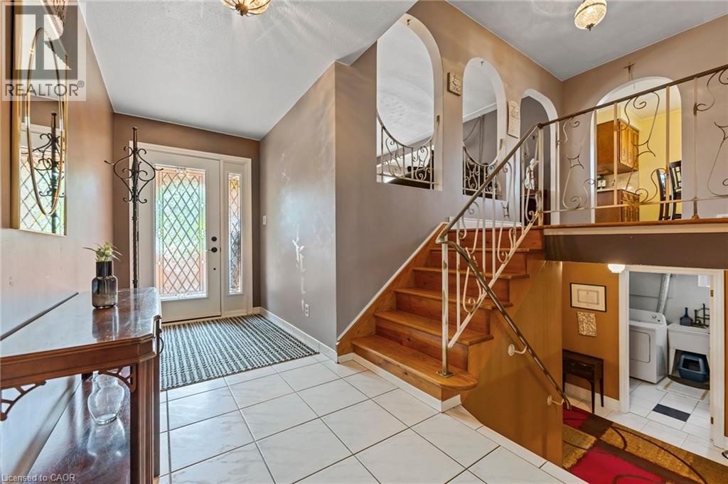 299 Eastdale Boulevard, Stoney Creek, Ontario