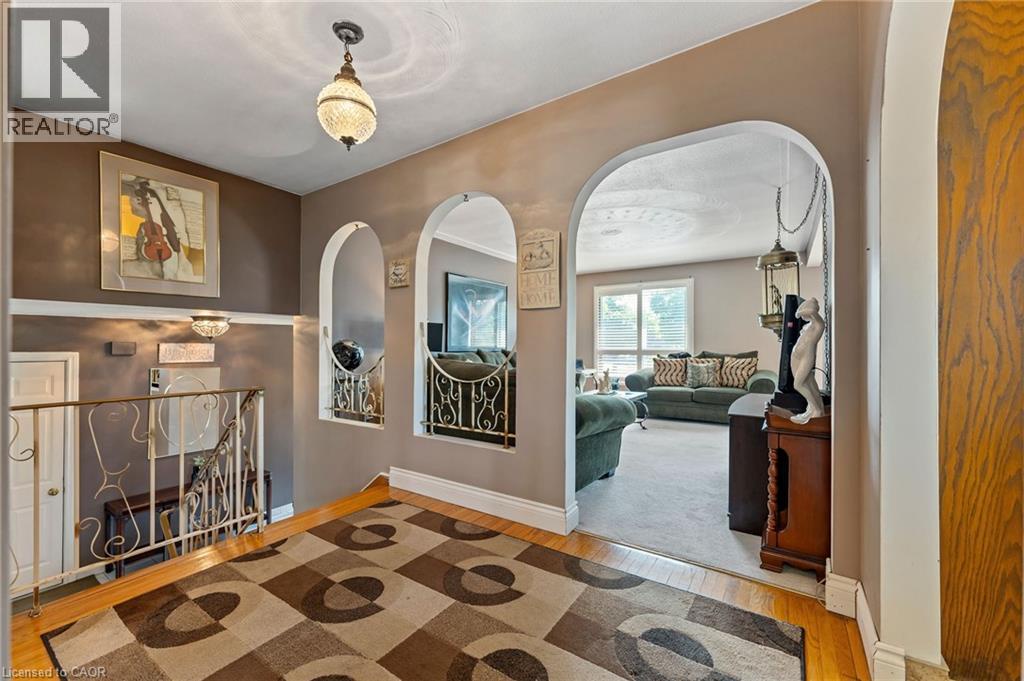 299 Eastdale Boulevard, Stoney Creek, Ontario