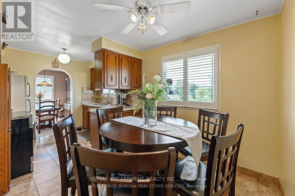 299 Eastdale Boulevard, Hamilton (stoney Creek), Ontario