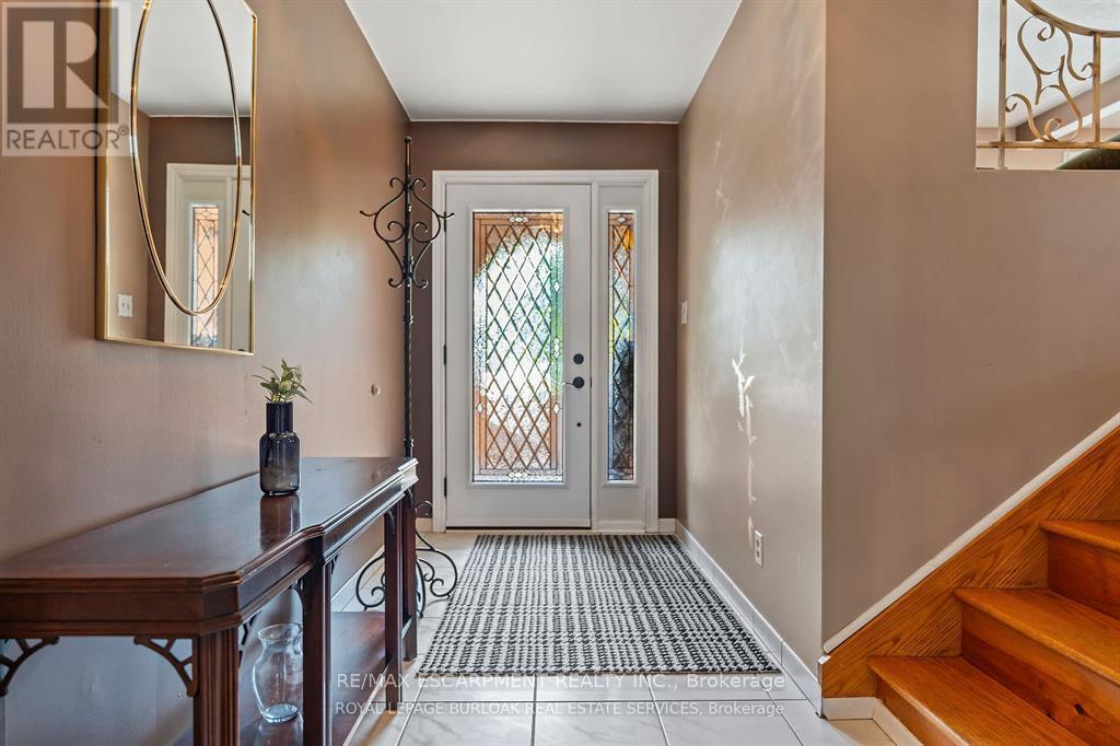 299 Eastdale Boulevard, Hamilton (stoney Creek), Ontario