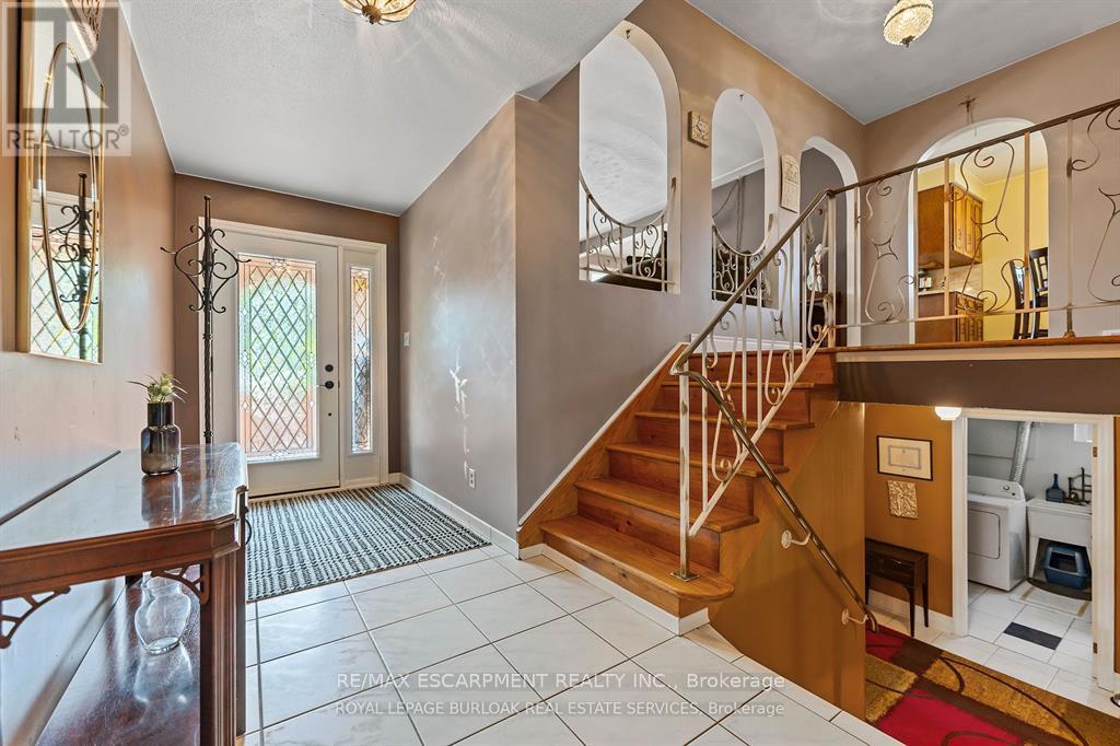 299 Eastdale Boulevard, Hamilton (stoney Creek), Ontario