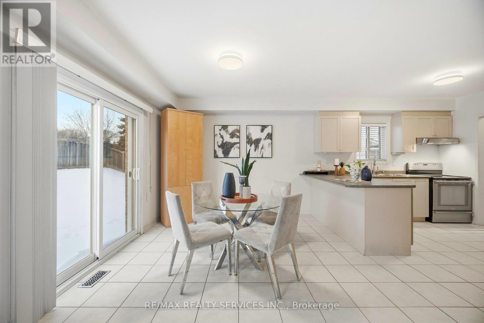 115 Woodvalley Drive, Brampton (fletcher's Meadow), Ontario