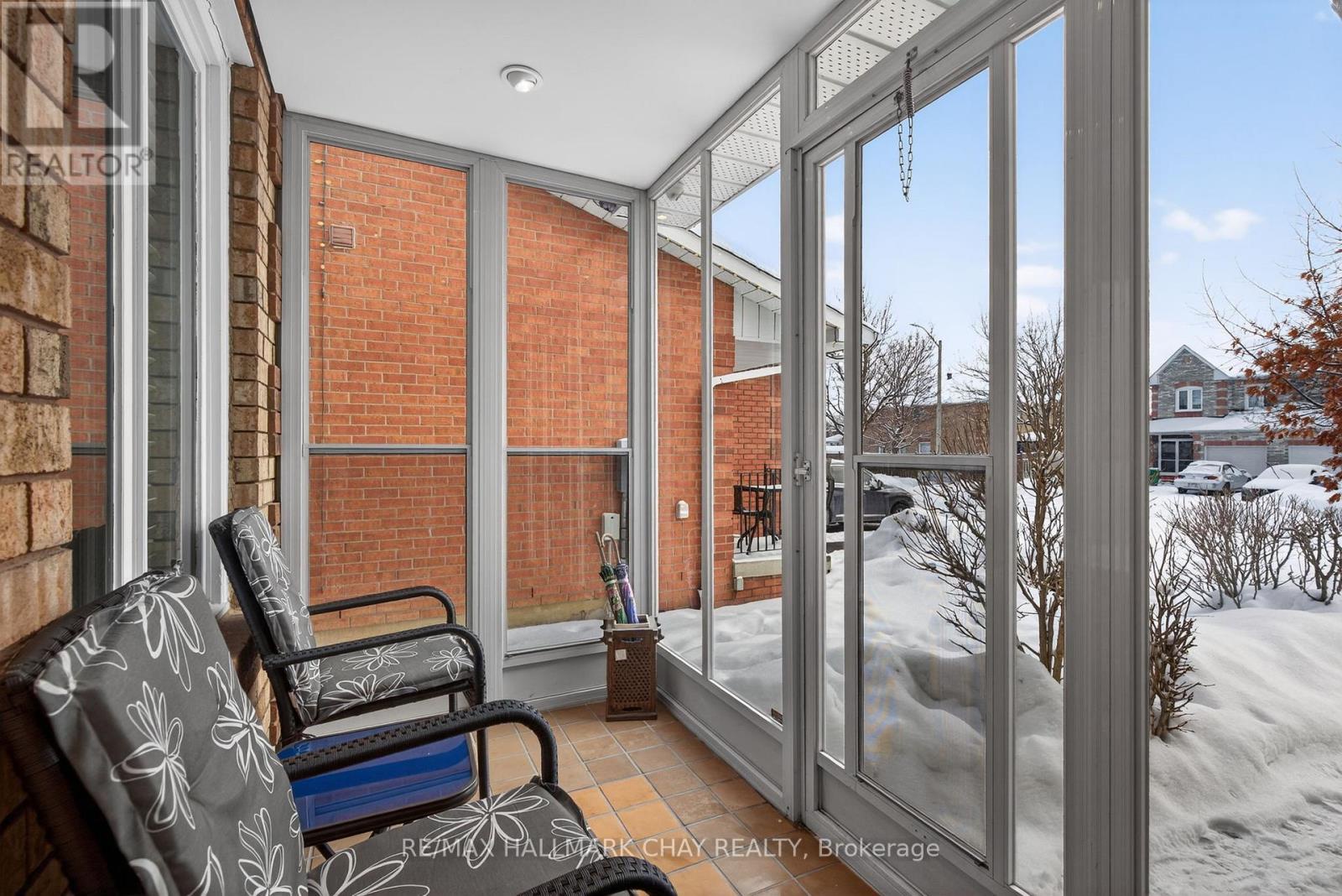 72 Ravenscliffe Court, Brampton (northwood Park), Ontario