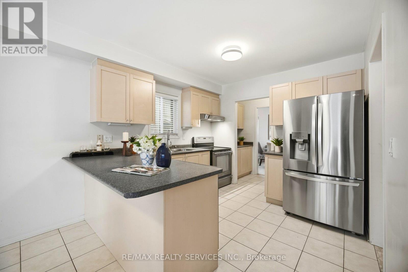 115 Woodvalley Drive, Brampton (fletcher's Meadow), Ontario