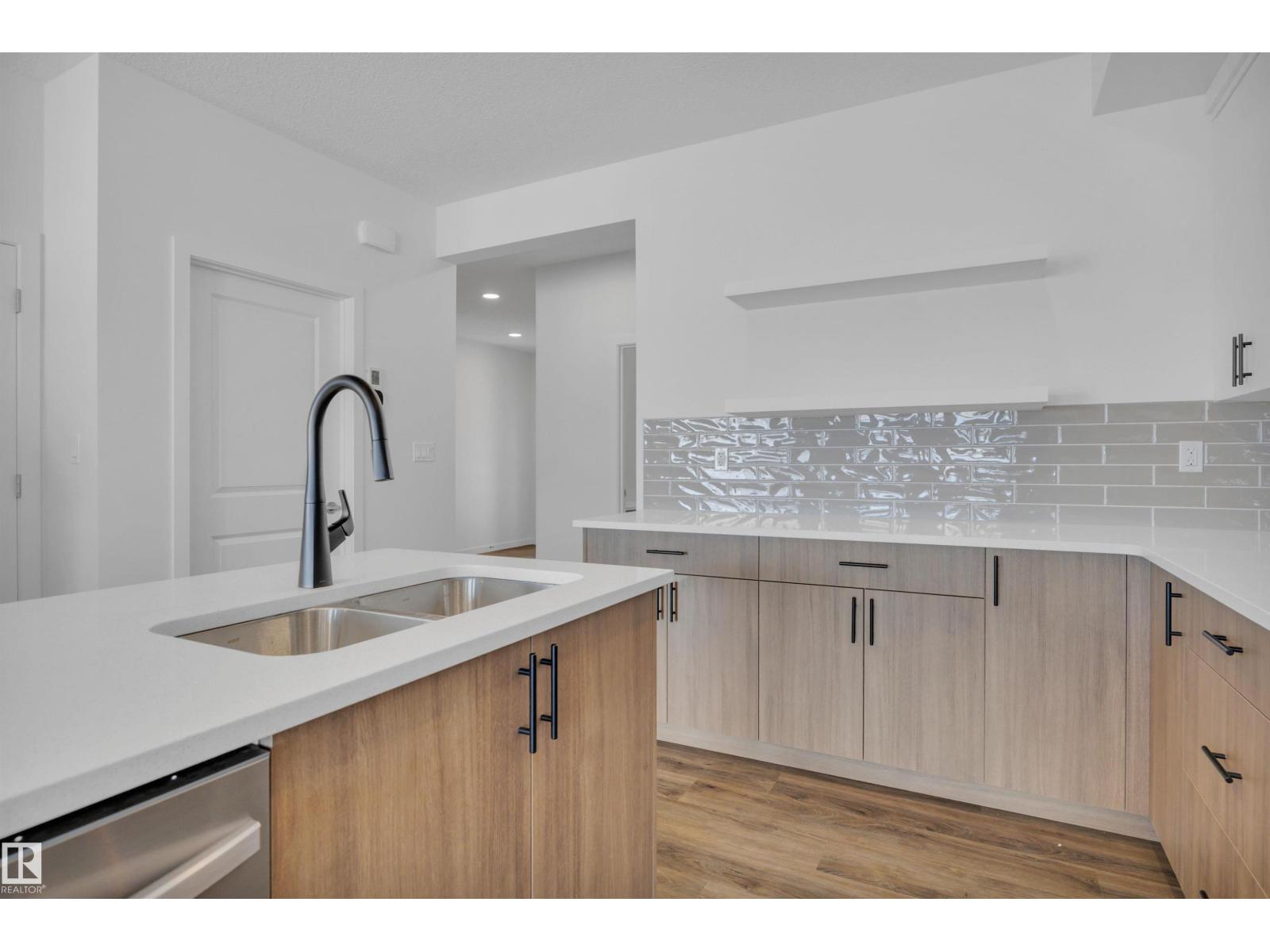 311 22 St Sw, Edmonton, Alberta