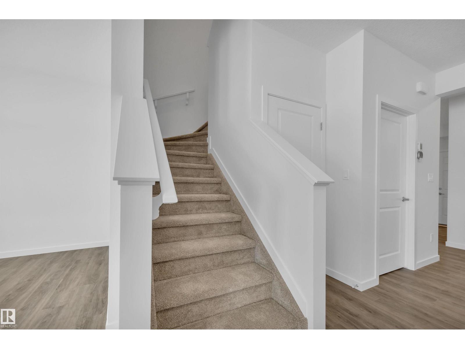 311 22 St Sw, Edmonton, Alberta