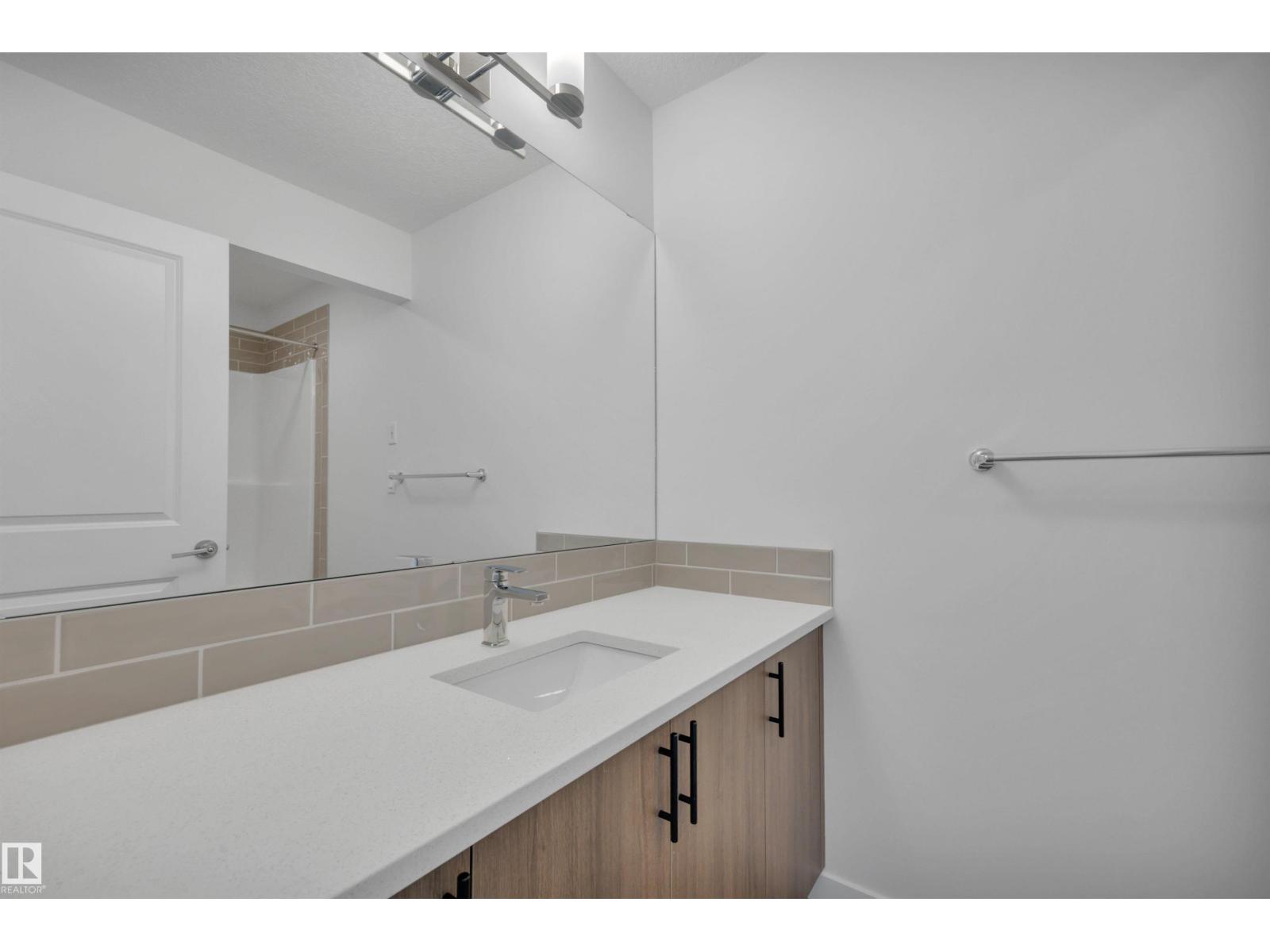 311 22 St Sw, Edmonton, Alberta