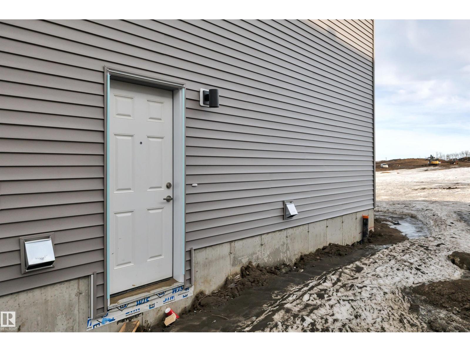 311 22 St Sw, Edmonton, Alberta