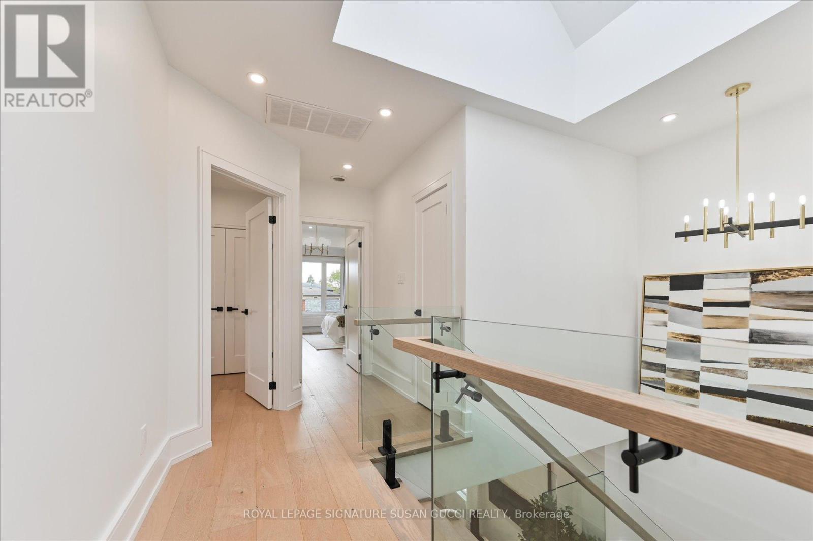 32 Treadway Boulevard, Toronto (east York), Ontario