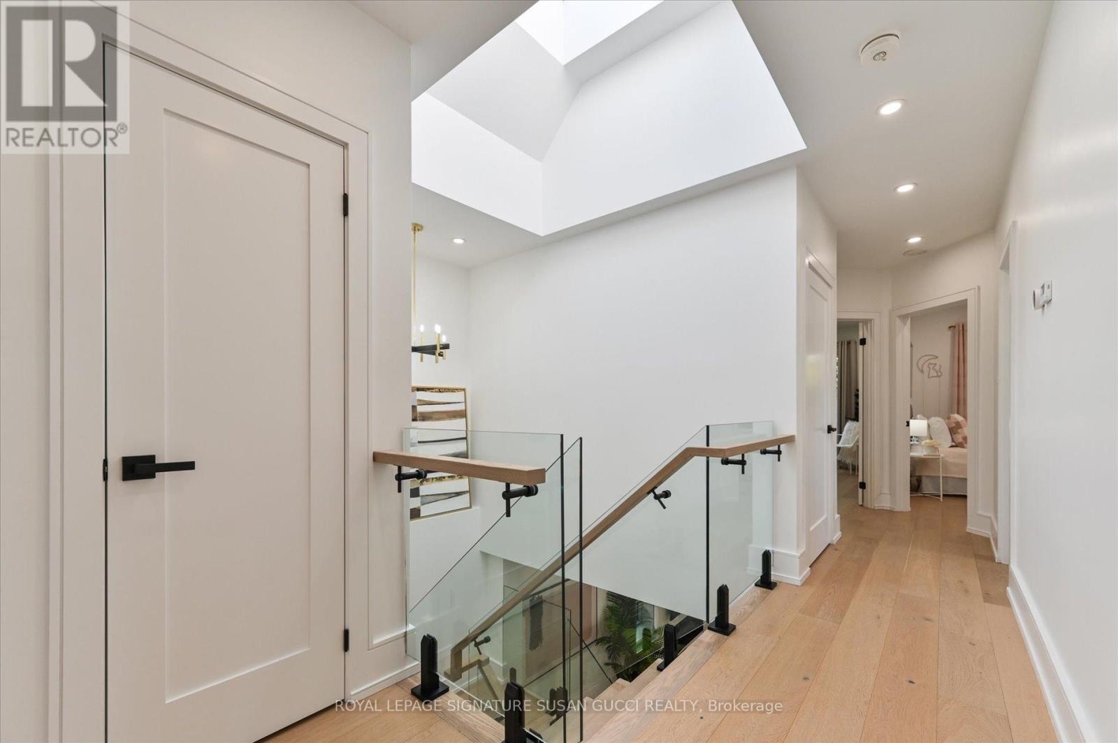 32 Treadway Boulevard, Toronto (east York), Ontario