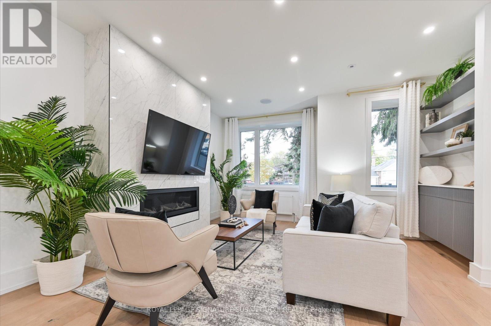 32 Treadway Boulevard, Toronto (east York), Ontario