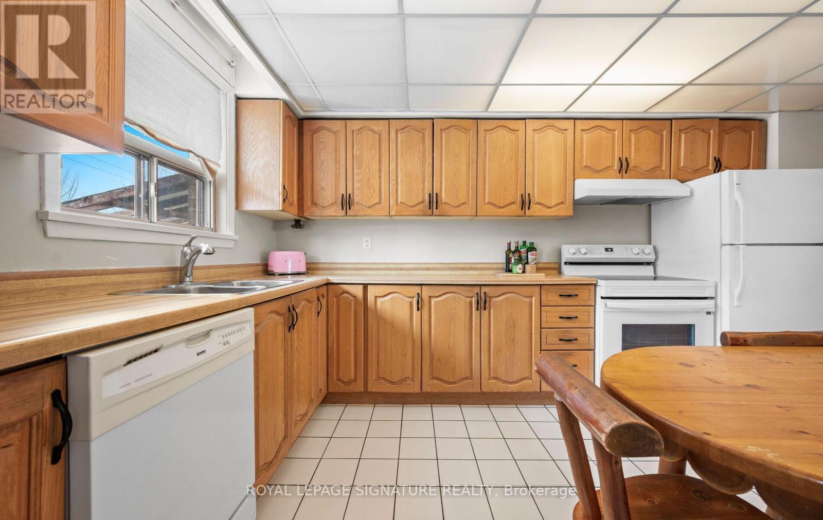 281 Jeffcoat Drive, Toronto (west Humber-clairville), Ontario