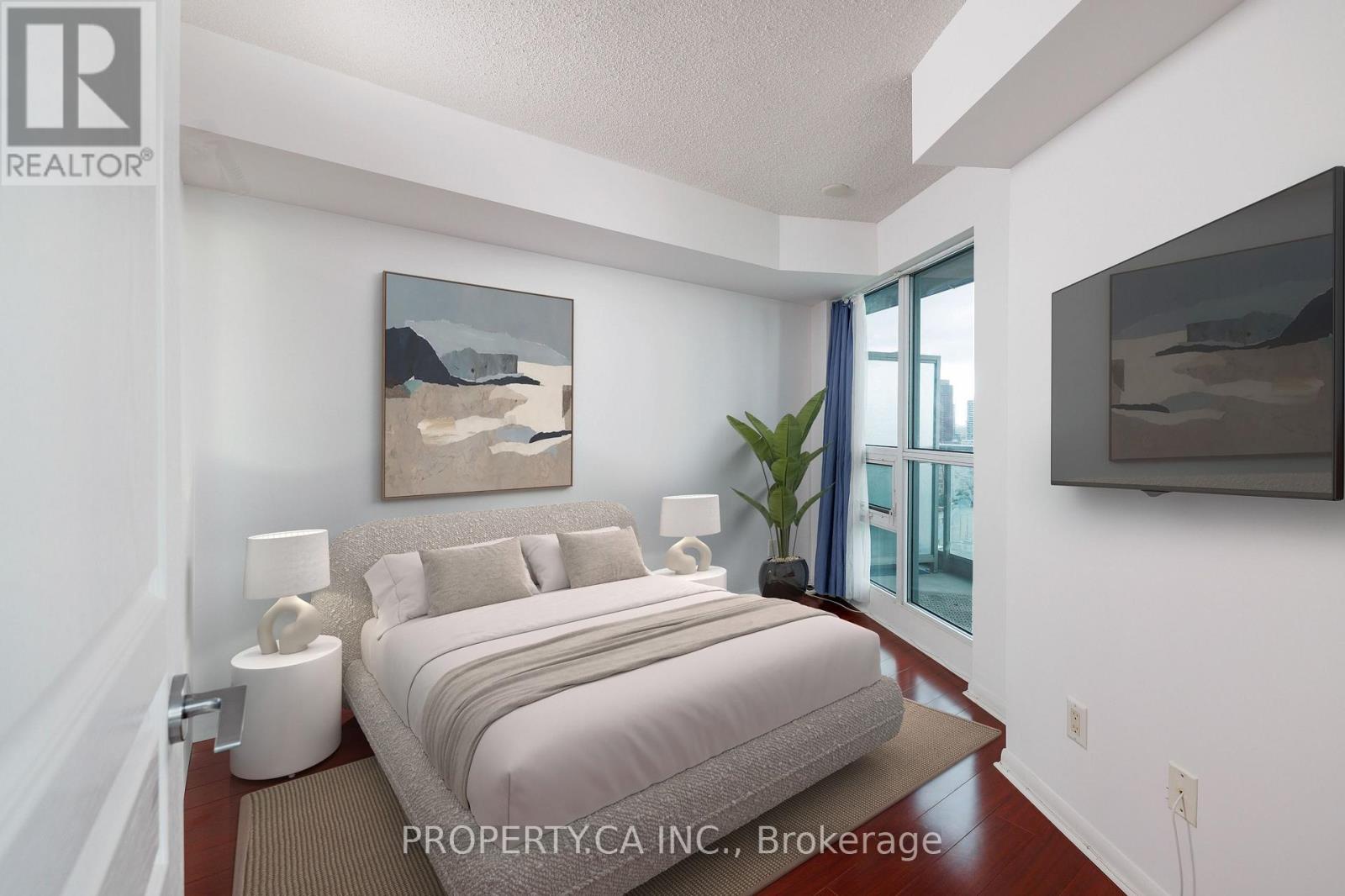 2011 - 18 Yonge Street, Toronto (waterfront Communities), Ontario