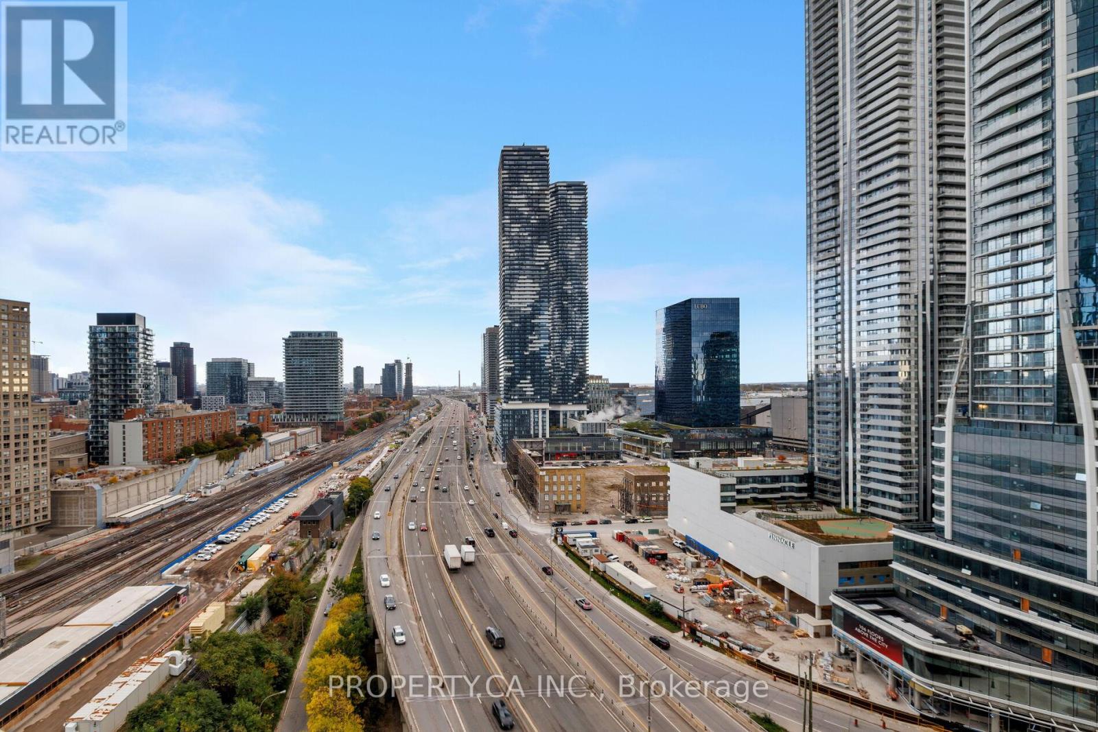 2011 - 18 Yonge Street, Toronto (waterfront Communities), Ontario