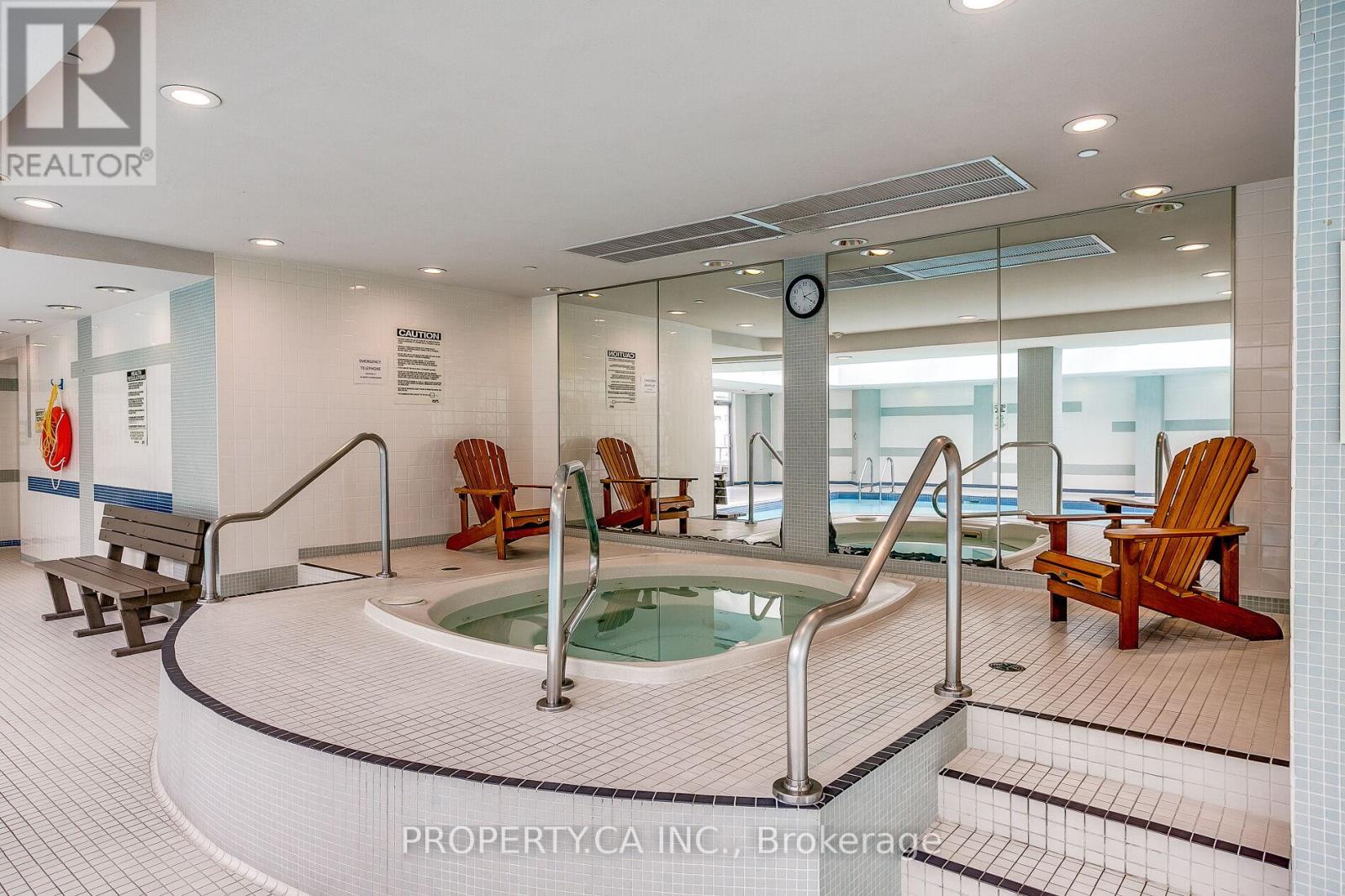 2011 - 18 Yonge Street, Toronto (waterfront Communities), Ontario