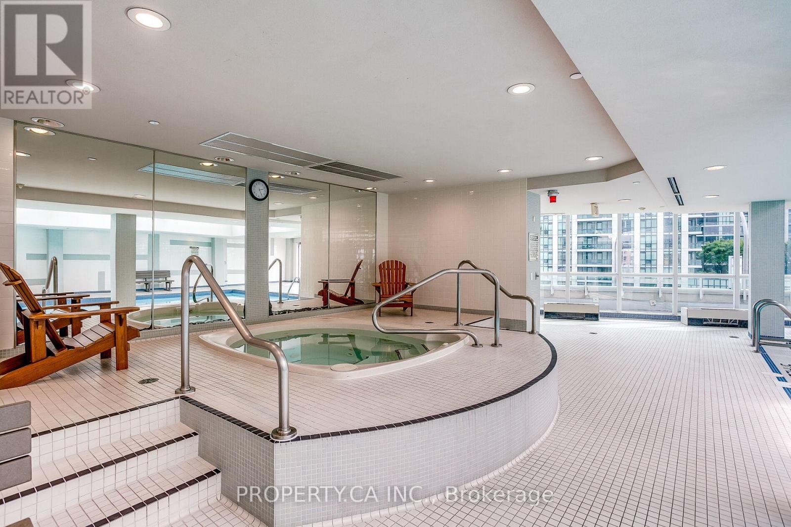 2011 - 18 Yonge Street, Toronto (waterfront Communities), Ontario