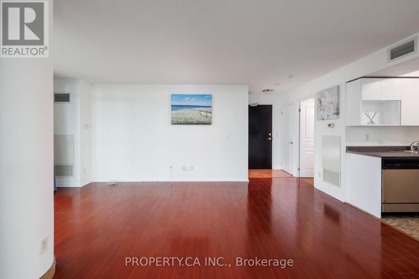 2011 - 18 Yonge Street, Toronto (waterfront Communities), Ontario