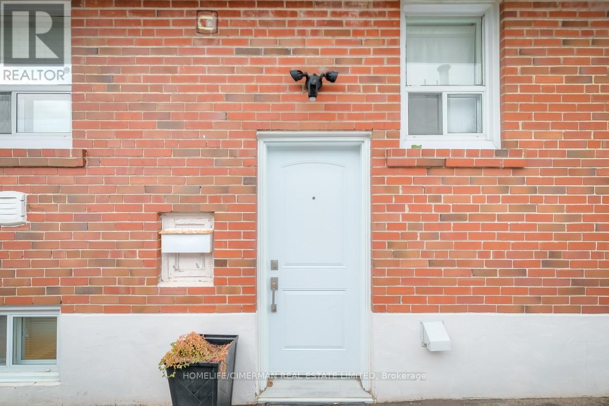 3 Willowhurst Crescent, Toronto (wexford-maryvale), Ontario