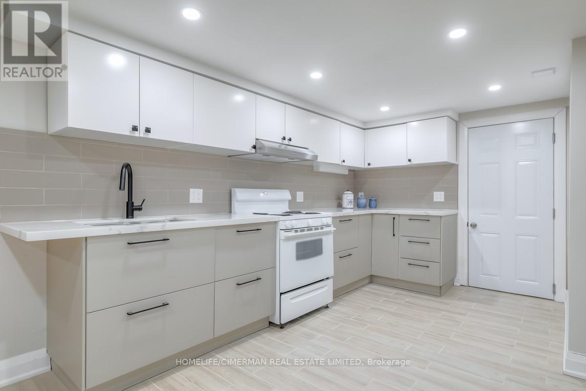 3 Willowhurst Crescent, Toronto (wexford-maryvale), Ontario