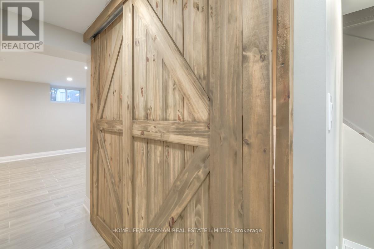 3 Willowhurst Crescent, Toronto (wexford-maryvale), Ontario