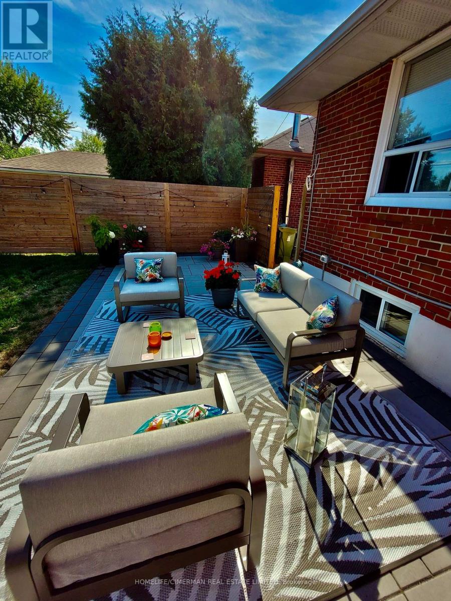 3 Willowhurst Crescent, Toronto (wexford-maryvale), Ontario