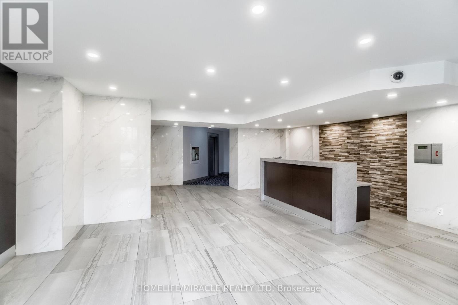 610 - 234 Albion Road, Toronto (elms-old Rexdale), Ontario