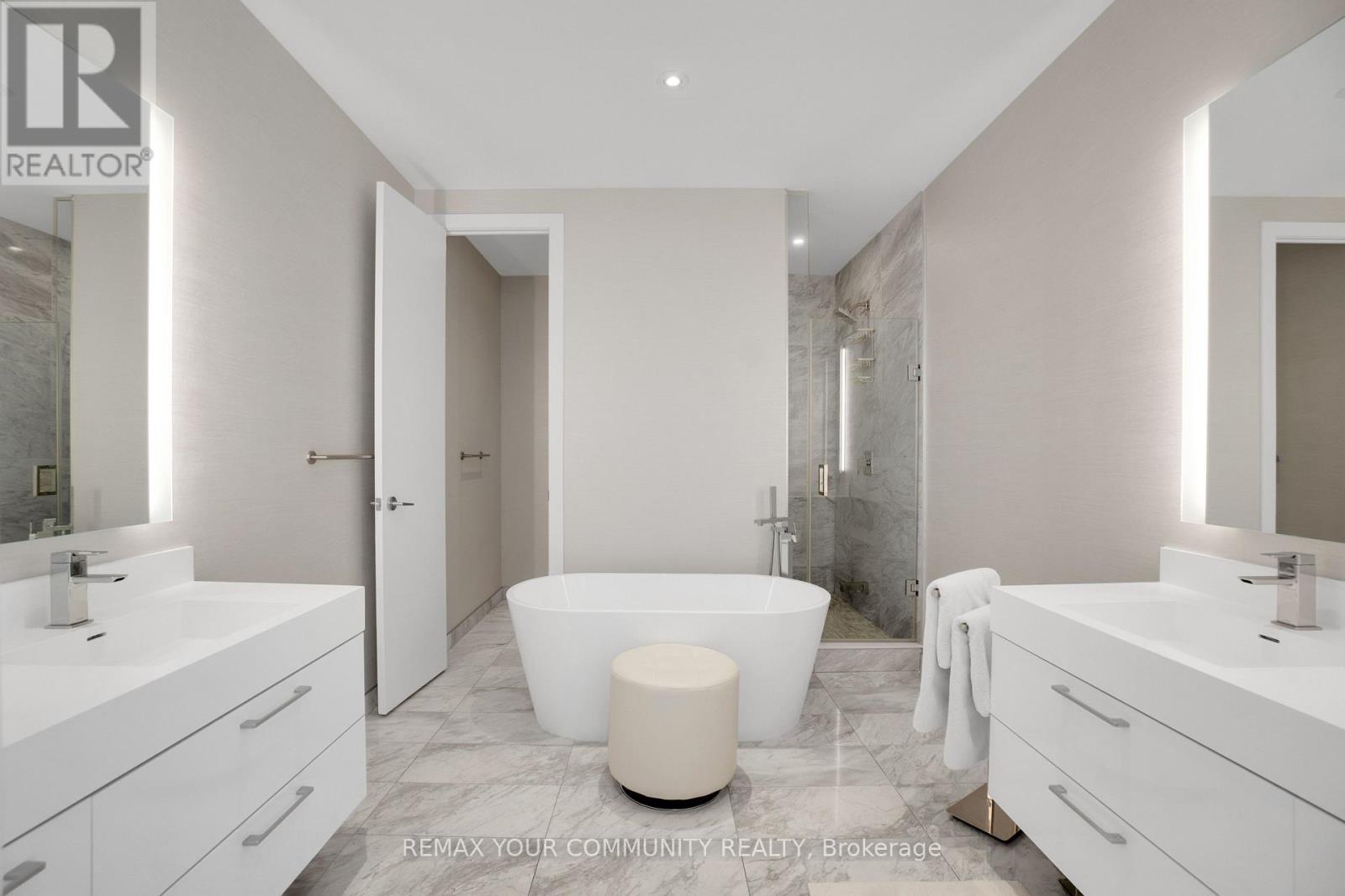 5405 - 1 Yorkville Avenue, Toronto (annex), Ontario