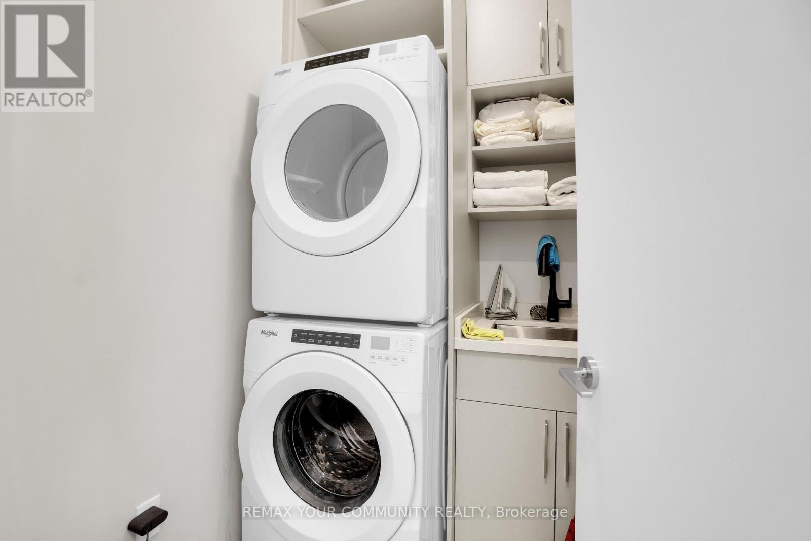 5405 - 1 Yorkville Avenue, Toronto (annex), Ontario