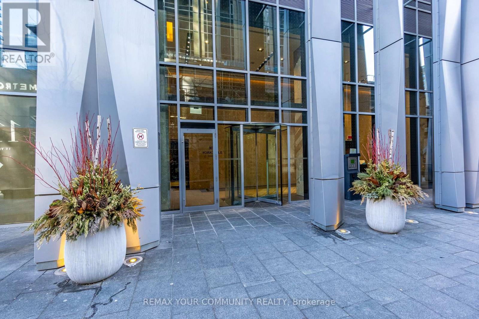 5405 - 1 Yorkville Avenue, Toronto (annex), Ontario