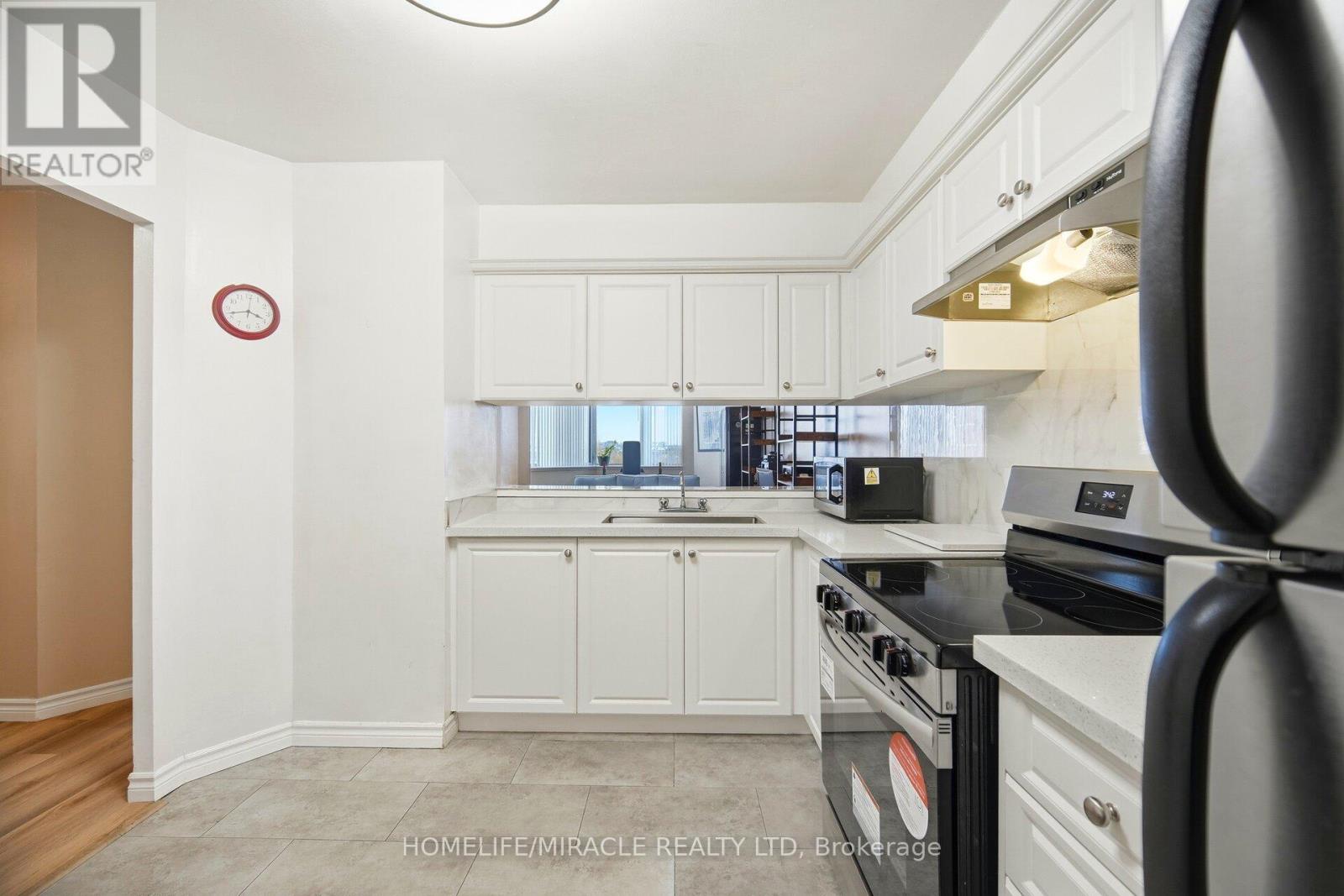 610 - 234 Albion Road, Toronto (elms-old Rexdale), Ontario