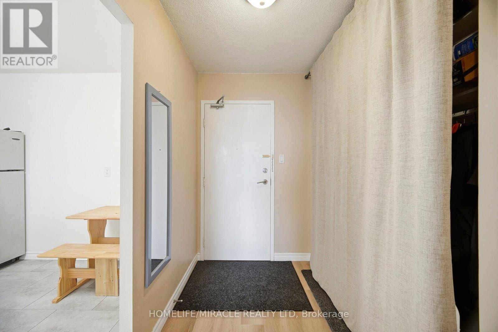 610 - 234 Albion Road, Toronto (elms-old Rexdale), Ontario