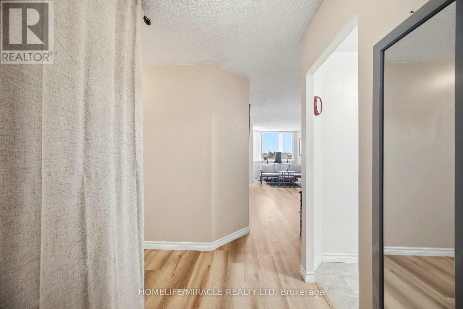 610 - 234 Albion Road, Toronto (elms-old Rexdale), Ontario