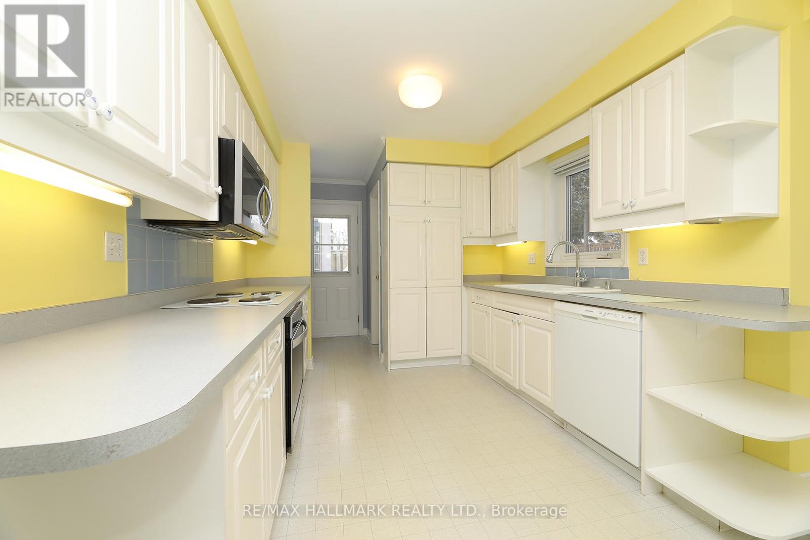 31 Ranchdale Crescent, Toronto (parkwoods-donalda), Ontario