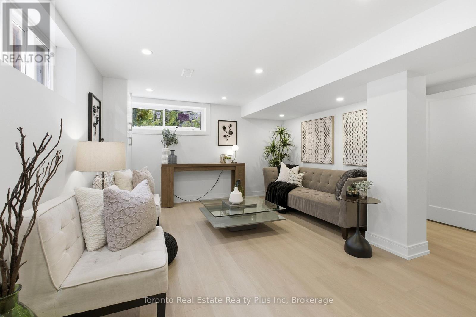 3 Blithfield Avenue, Toronto (bayview Village), Ontario