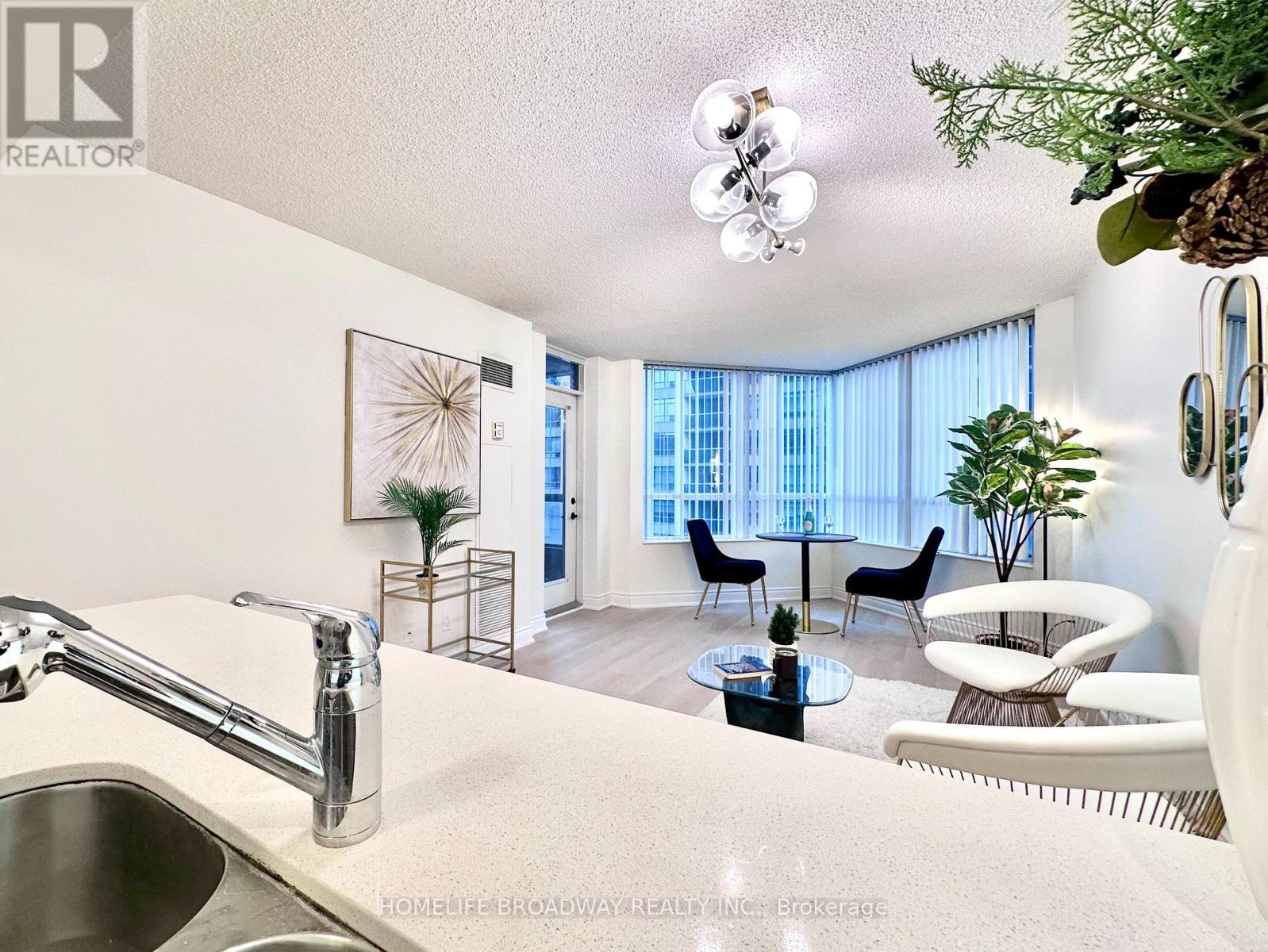 521 - 15 Northtown Way, Toronto (willowdale East), Ontario